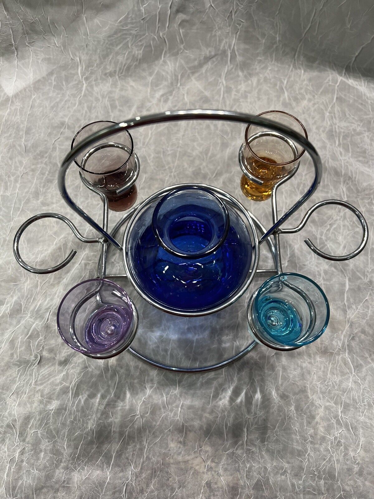 vintage hand blown glass bar set with decanter 4 Shot Glasses and metal carrier