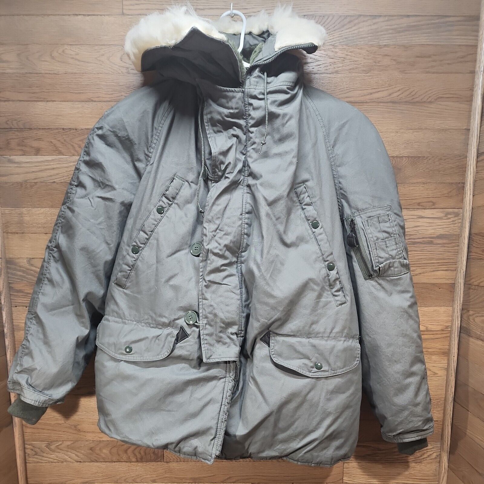 US Military Extreme Cold Weather Parka Type N 3B Size Large