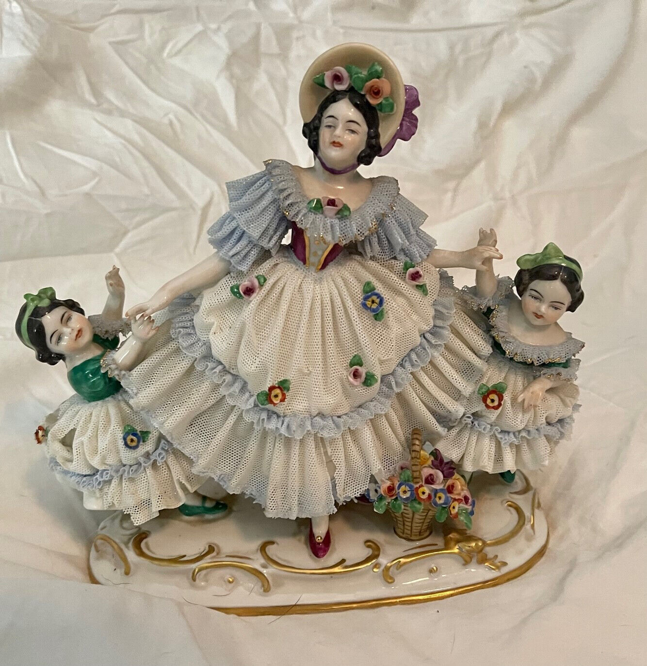 Vintage Frankenthal Dresden Art Lace Lady with children Figurine Made in Germany