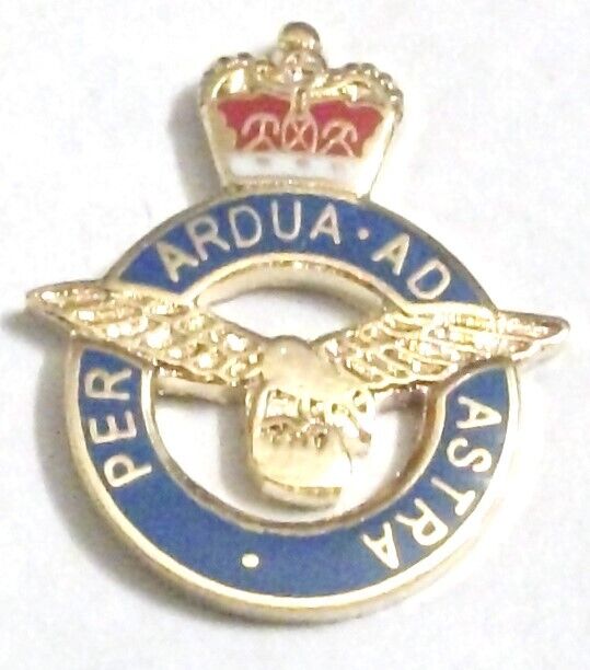 RAF ROYAL AIR FORCE CLASSIC GOLD PLATED HAND MADE IN UK VETERANS LAPEL PIN BADGE