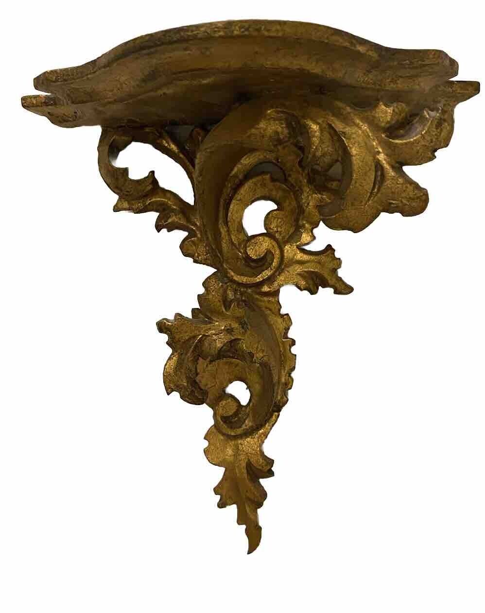 Italian Florentina Wall Shelf Gilded Wood Carved Acanthus, Rococo Style (1 of 2)