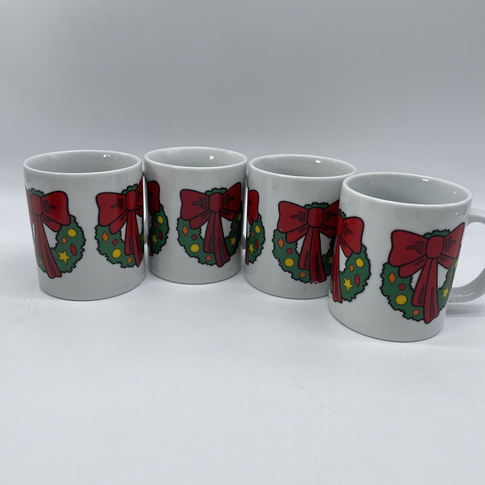 Vintage 1993 Houston Foods Christmas Wreath Coffee Tea Cup Mugs Lot Of 4