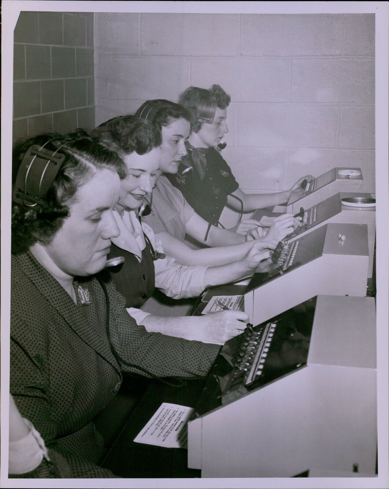 LG844 1952 Original George Hoyt Photo JOHN HANCOCK GIRLS Switchboard Operators