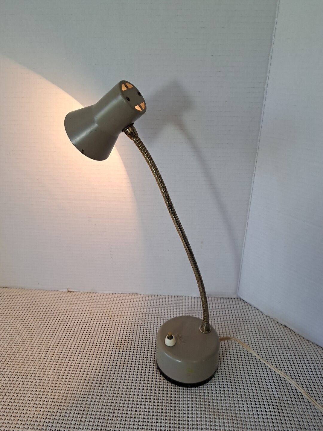 Vtg 1950s Mobilite Mobilette Gooseneck Flexible Desk Lamp Portable WORKS