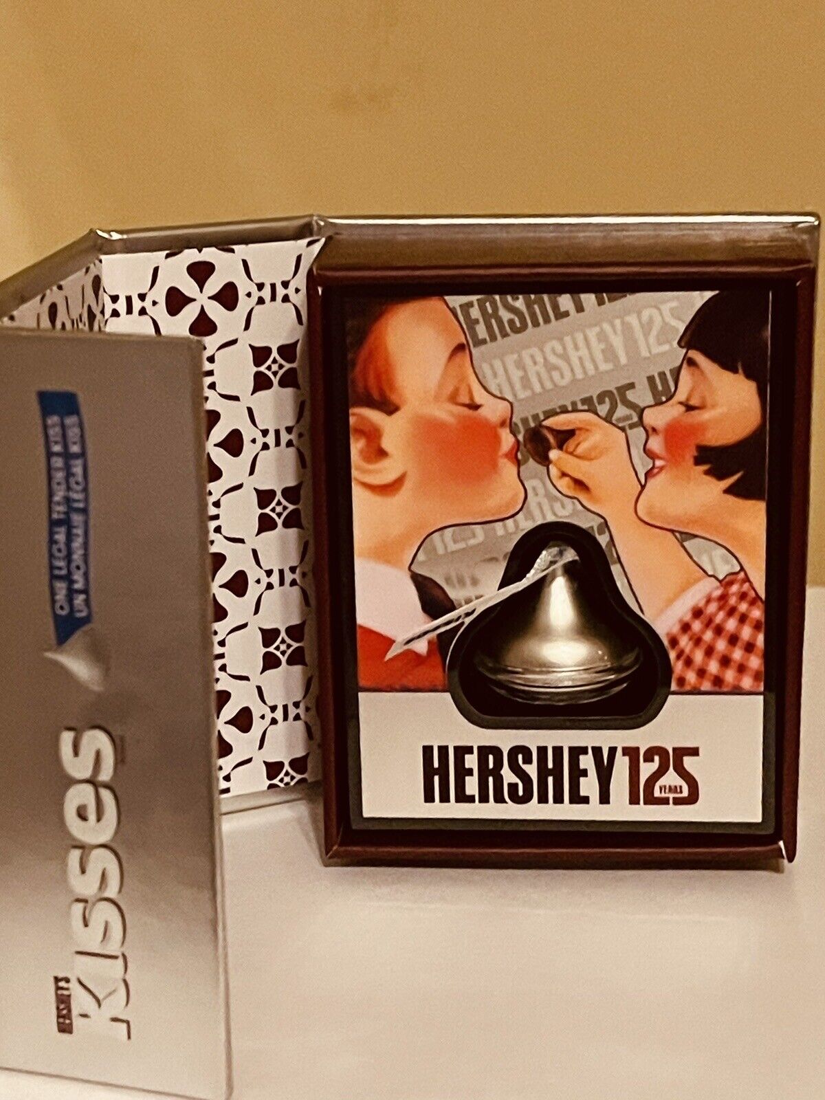 2019 HERSHEY THE KISS .999 Coin  125th Anniversary Kiss Coin with COA