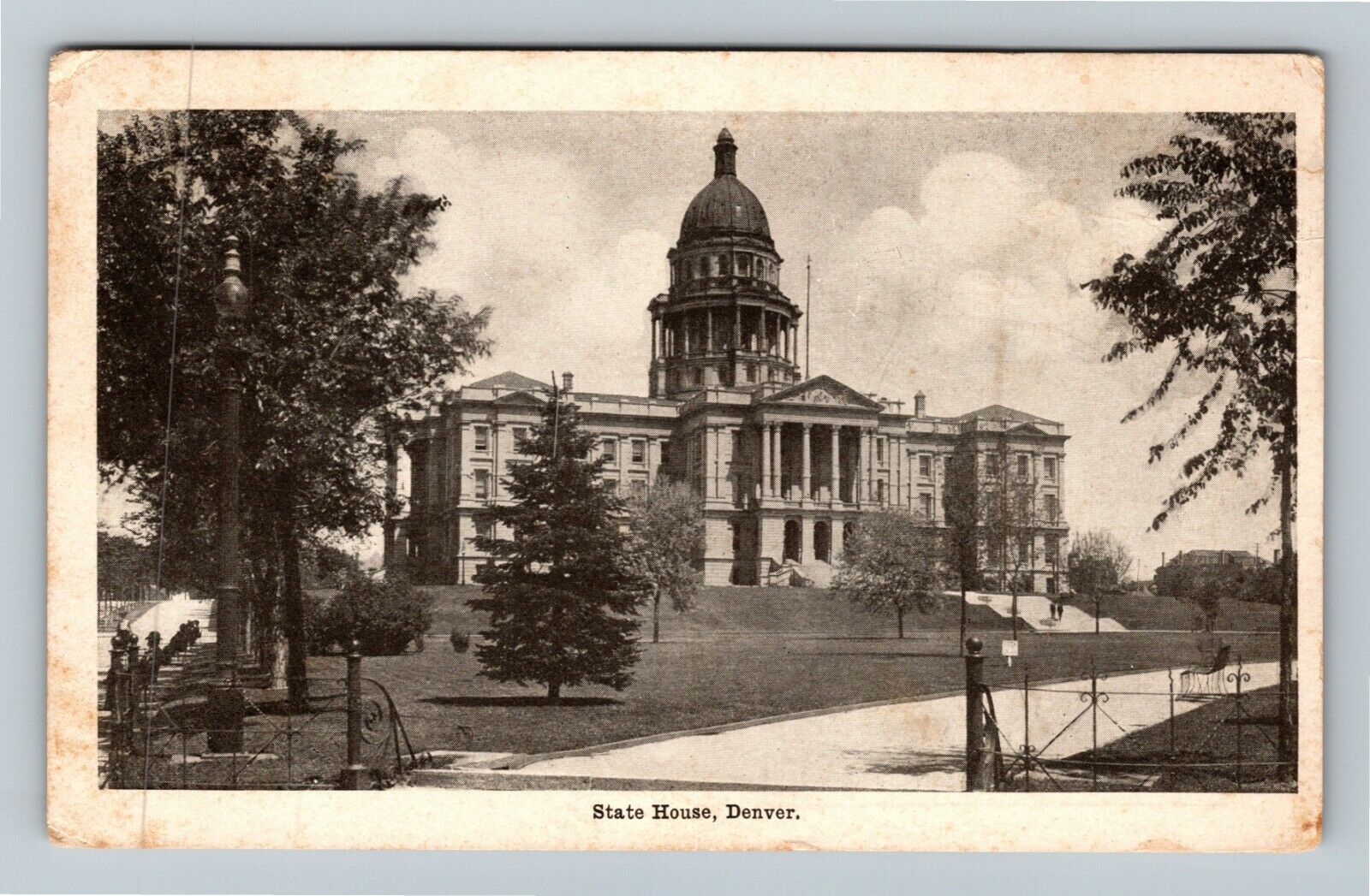 Denver CO-Colorado, State House Building, Grounds, Dome Vintage Postcard