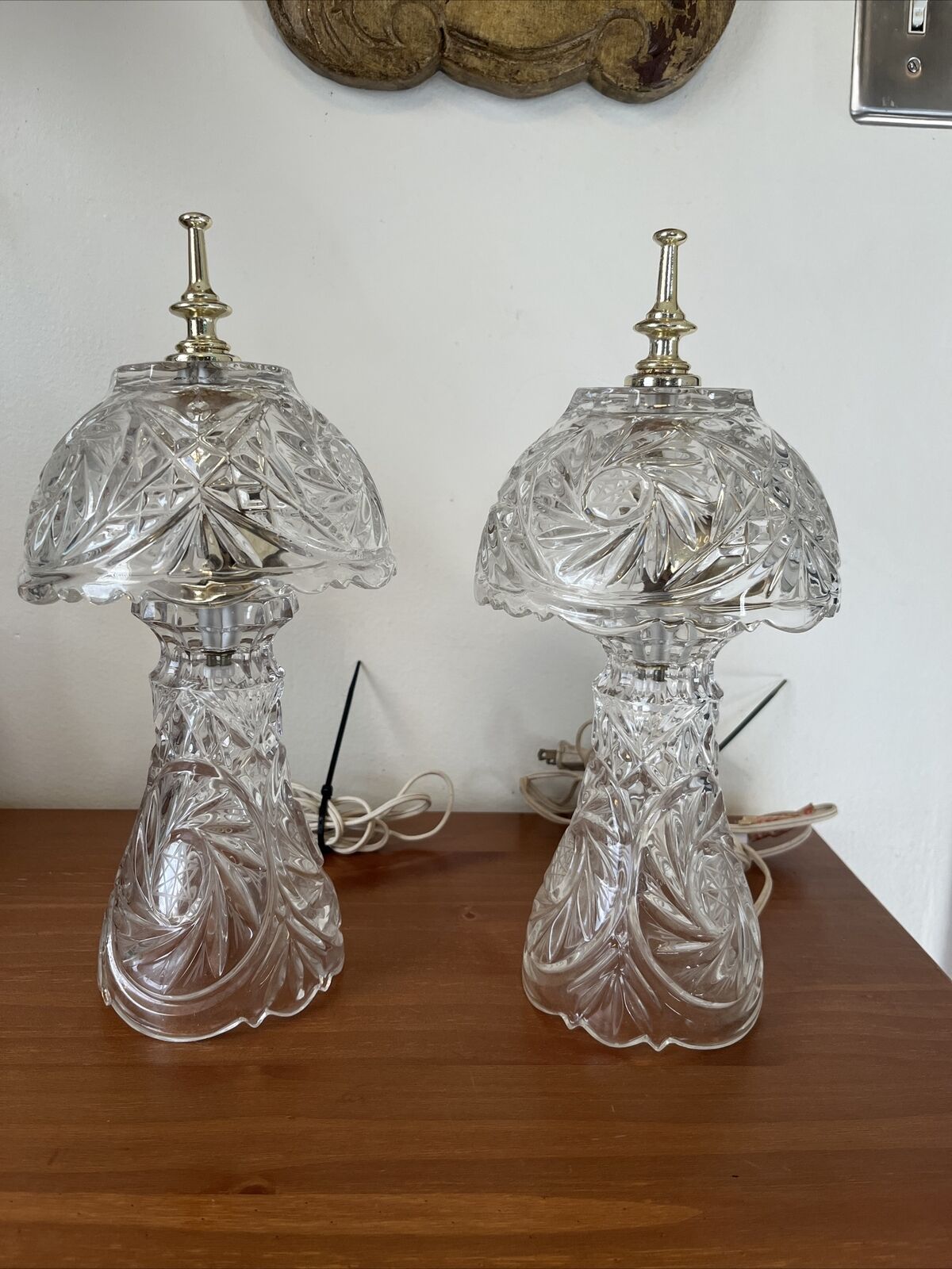 Set Of 2 of Vintage Lamps  12