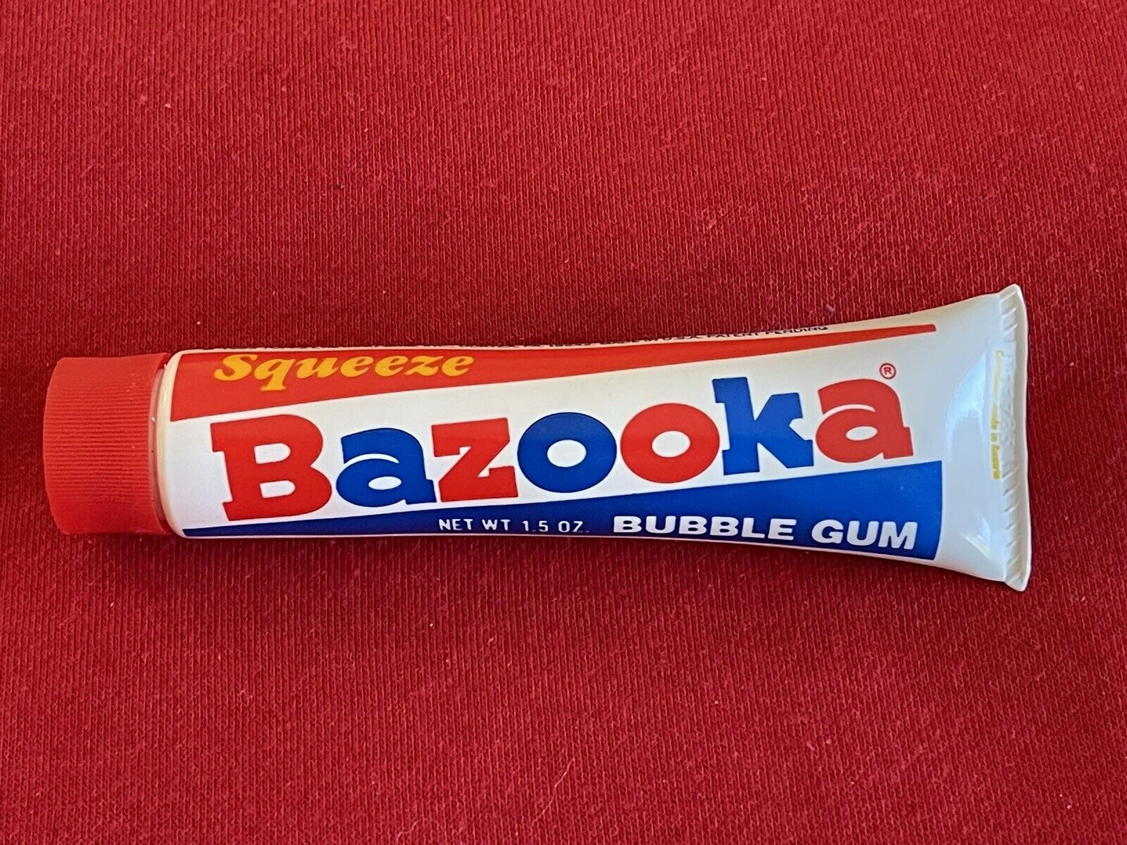 Vintage TOPPS 1983  BAZOOKA BUBBLE GUM SQEEZE TUBE Sealed NOS  Mint Condition