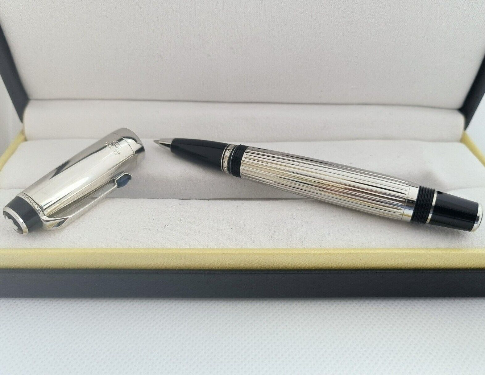 Luxury Bohemia Metal Series Silver Color 0.7mm Rollerball Pen No Box