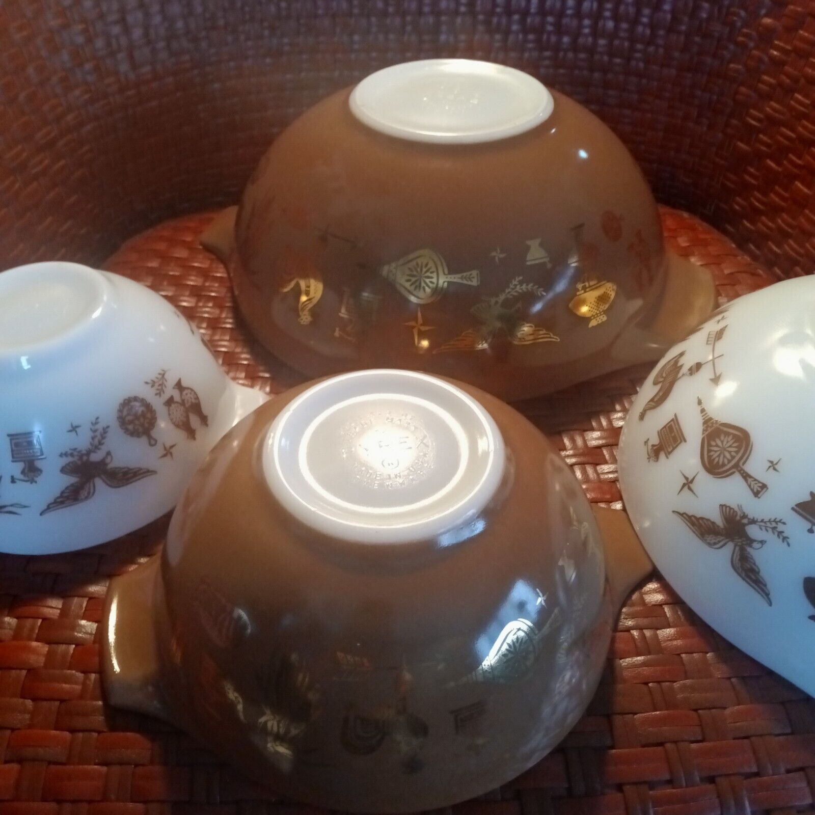 Vintage PYREX Mixing Bowls Set of  4 Early American Pattern Gold Brown White 