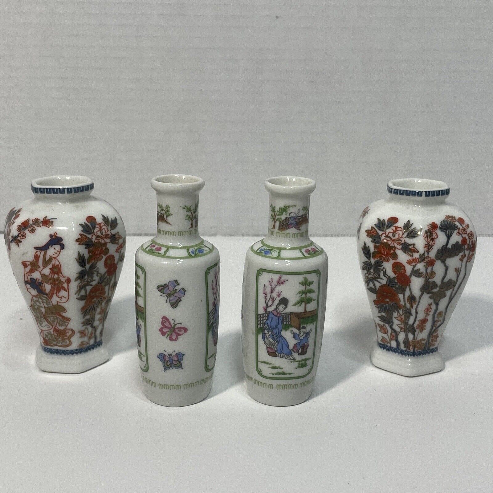 Vintage Franklin Mint porcelain Japanese 1980's 1983 Miniature 4-piece Vase Set