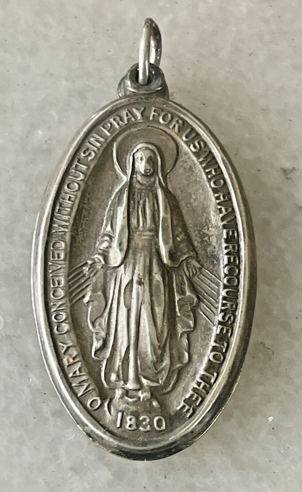 Vintage M. DE JEAN Sterling Silver Miraculous Mary Medal Opens Up 15.75 Grams