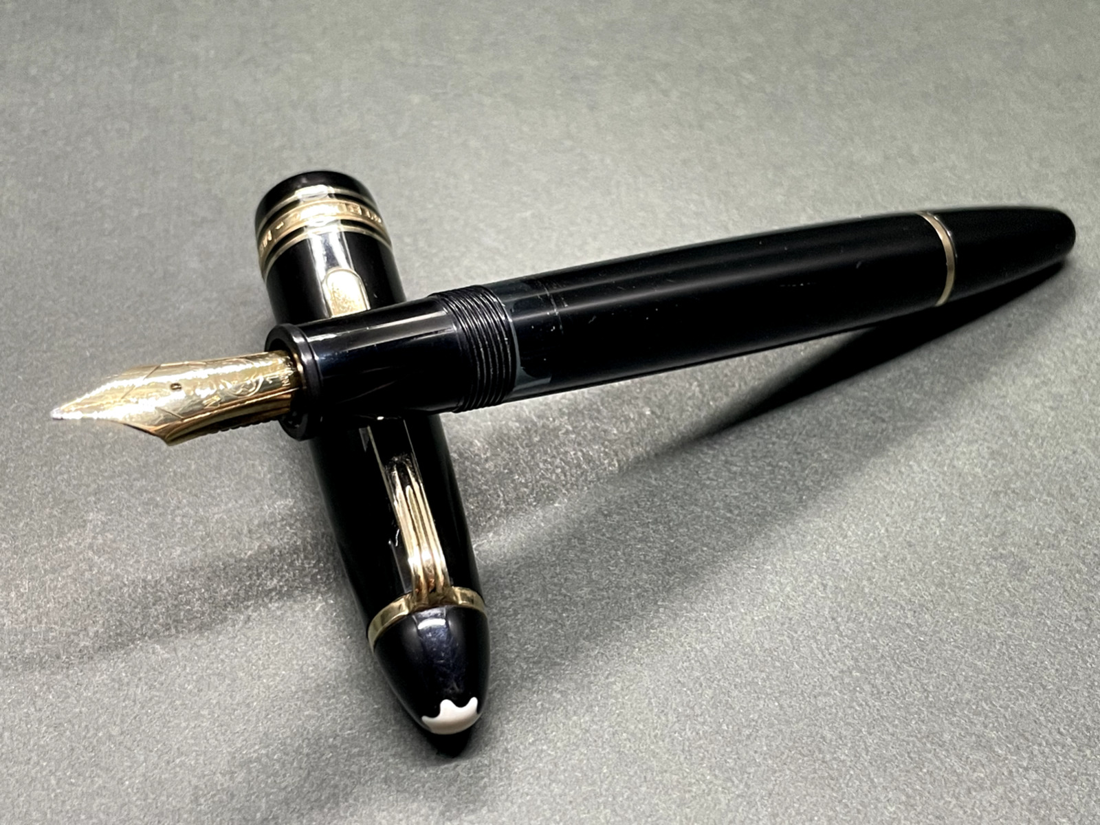 [Excellent] MONTBLANC MEISTERSTUCK 146 Black GT Fountain Pen 18C 750 Gold nib/M