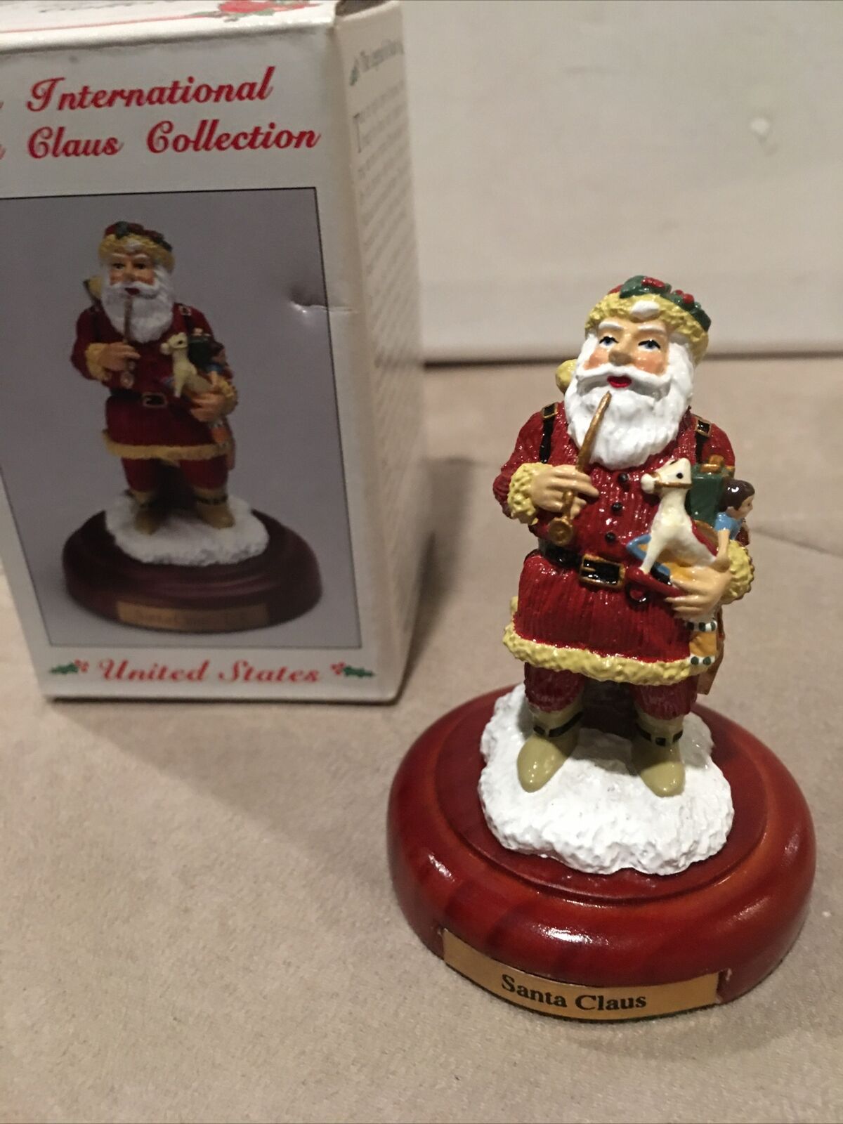 The International Santa Claus Collection Wooden Stand VTG 1992 Santa Figurine