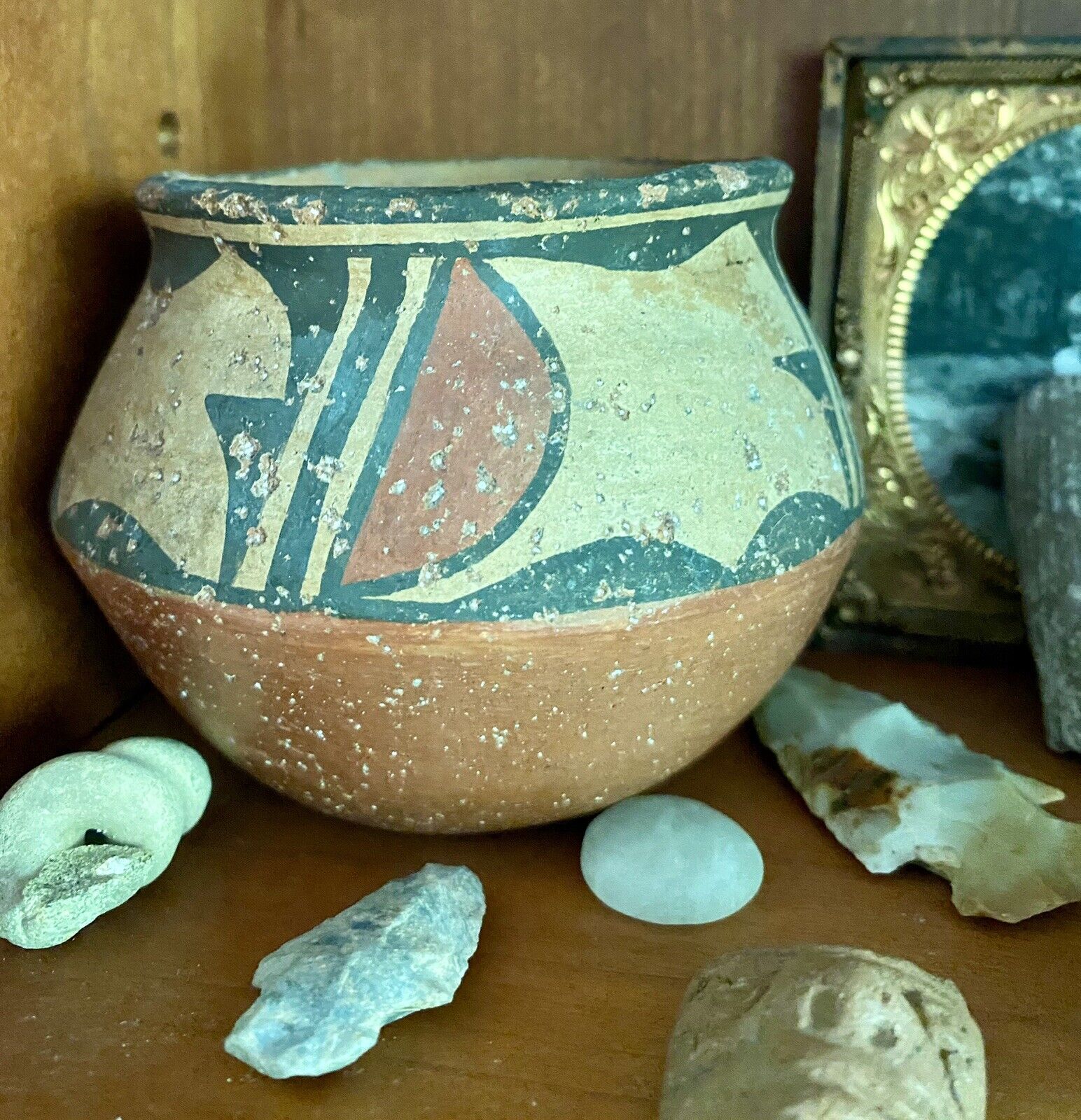 Pre Columbian Poly Chrome Painted Kayenta Terra Cotta Vessel Vase Pot