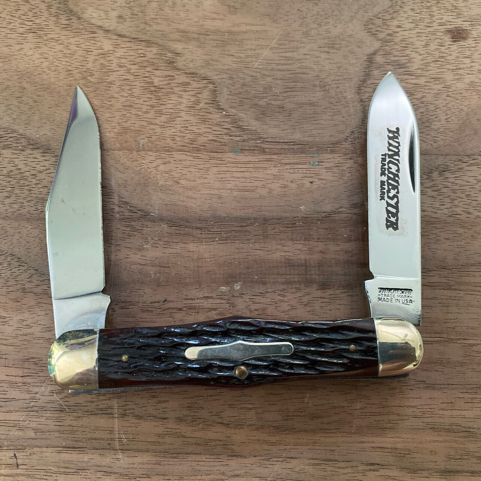 Vintage 1988 Winchester USA 2880 1/2 Swell Center Moose Pocket Knife