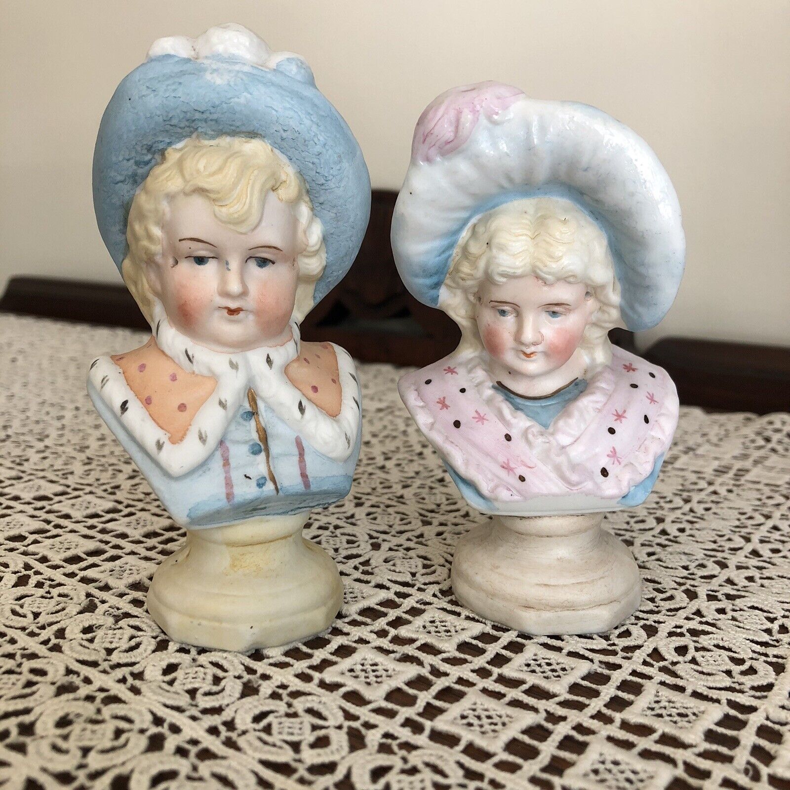 19th Century Hertwig & Co. Pair Antique Small Porcelain German Figurine