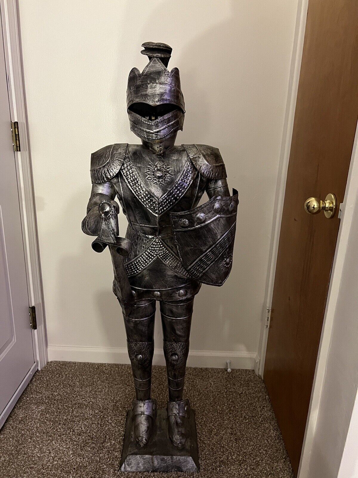 4ft Medieval Knight Statue￼