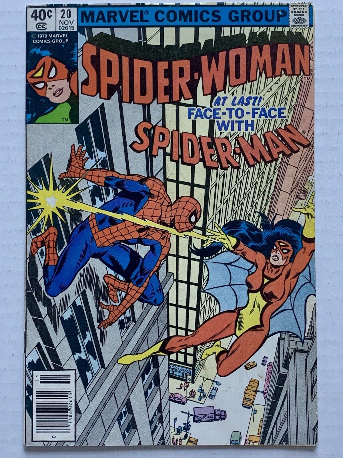 Spider-Woman #20 (1979) 1st meeting with Spider-Man (VF-/7.5) -MEGA-KEY -VINTAGE