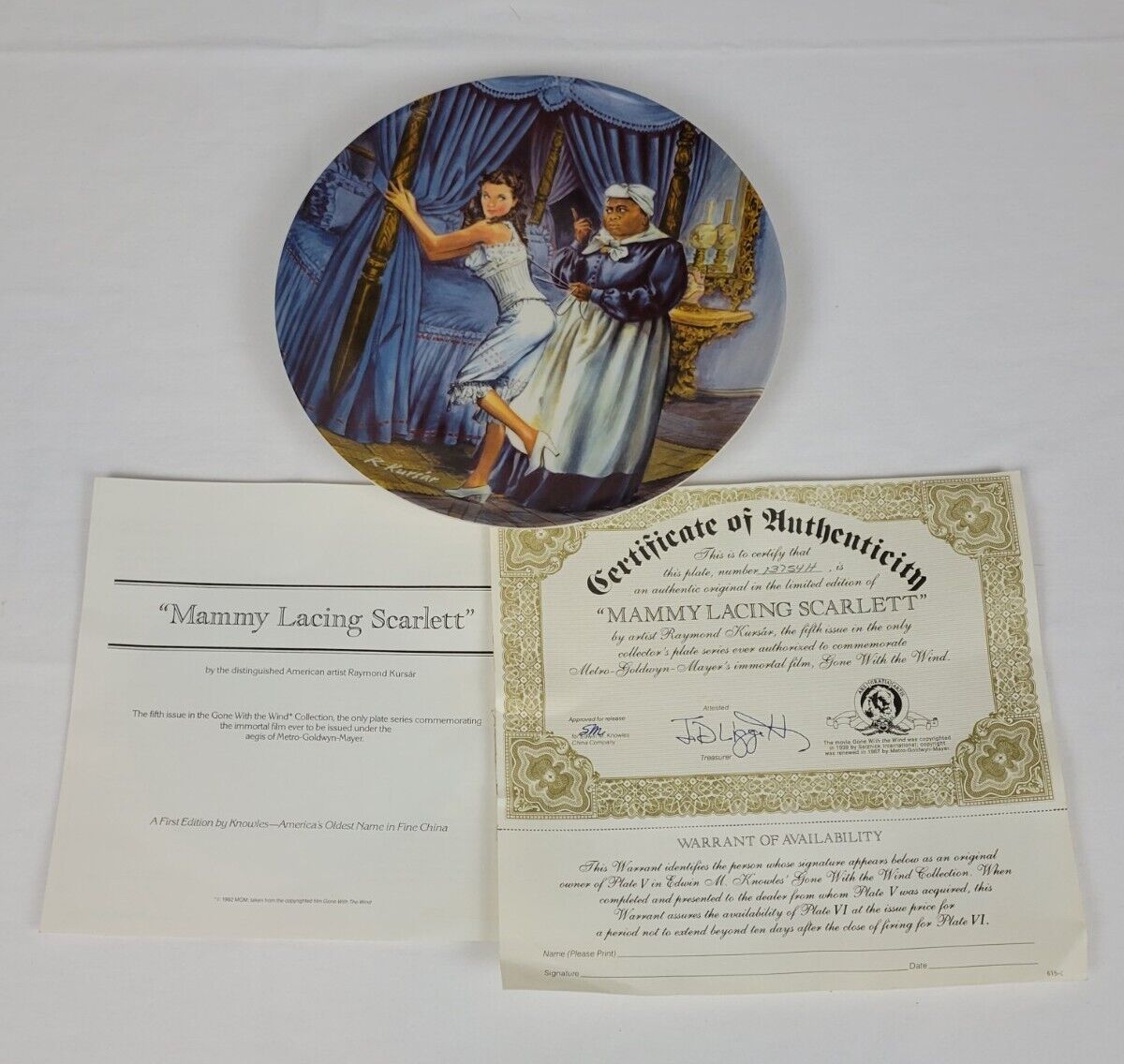 Knowles, Gone With The Wind “M@mmy Lacing Scarlett” Plate #13754 H, 1984 W/COA
