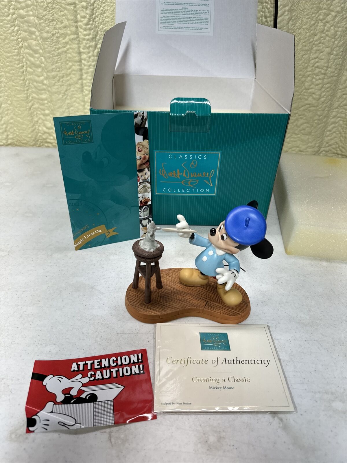 WDCC DISNEY Mickey Mouse “Creating A Classic” With COA And Original Box