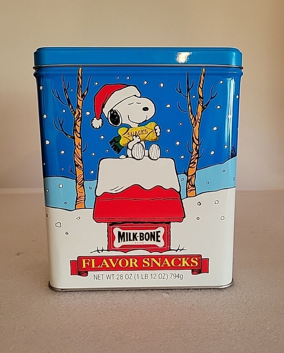 Peanuts Christmas Holiday  Snoopy Milk-Bone Flavor Snacks 1lb Tin 1996