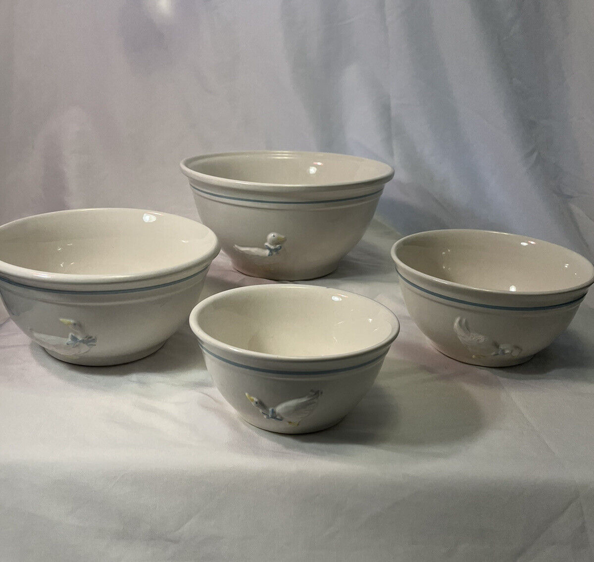 VTG Set of 4 McCoy Mixing/Nesting Bowls Pottery #2106-2107-2108-2110 Goose USA