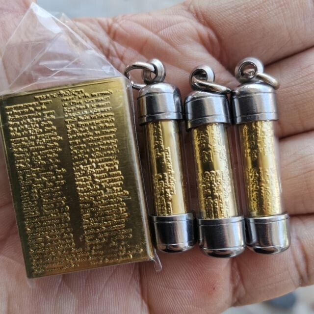 Talisman Takrud Thai Amulet Chinnabanchorn Gold Plate Pendant
