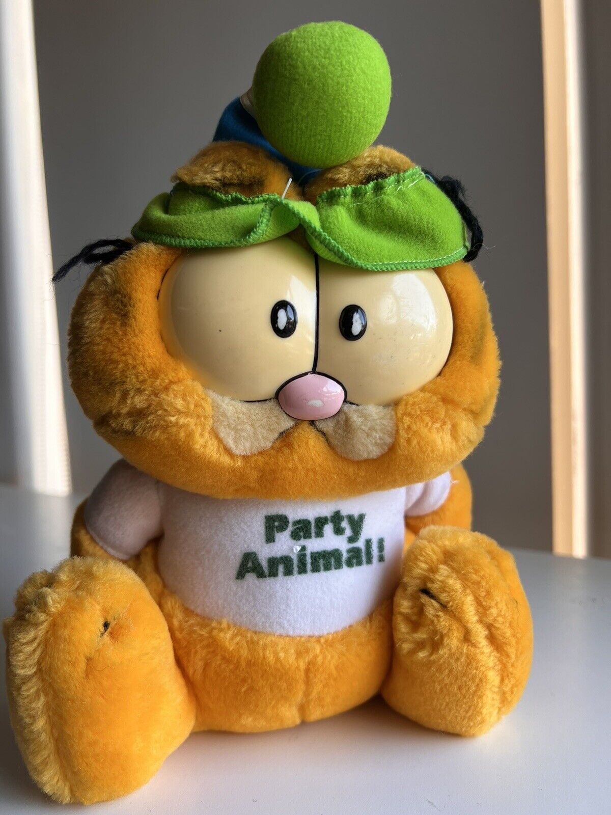 Vintage 1981 Garfield The Cat Plush Party Hat