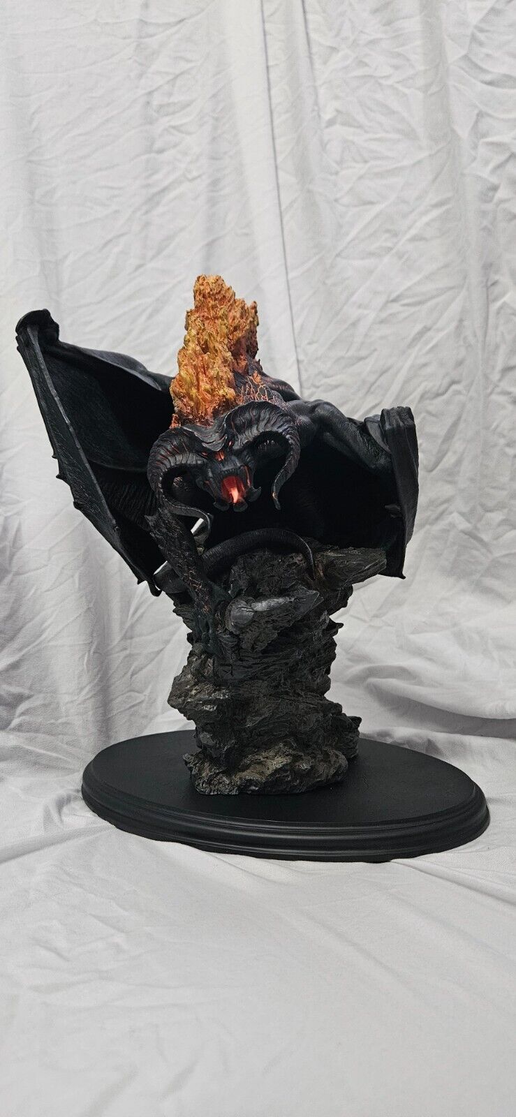 NEW SIDESHOW - Lord of the Rings Balrog / Flame of Udun NIB All Original Package