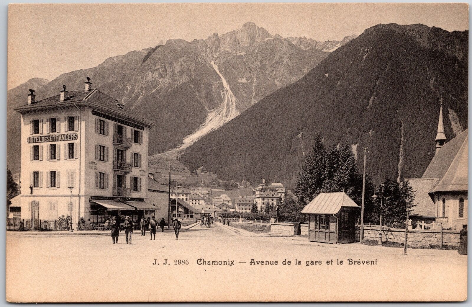 Chamonix - Avenue De La Gare Et Le Brevent France Mountains Postcard