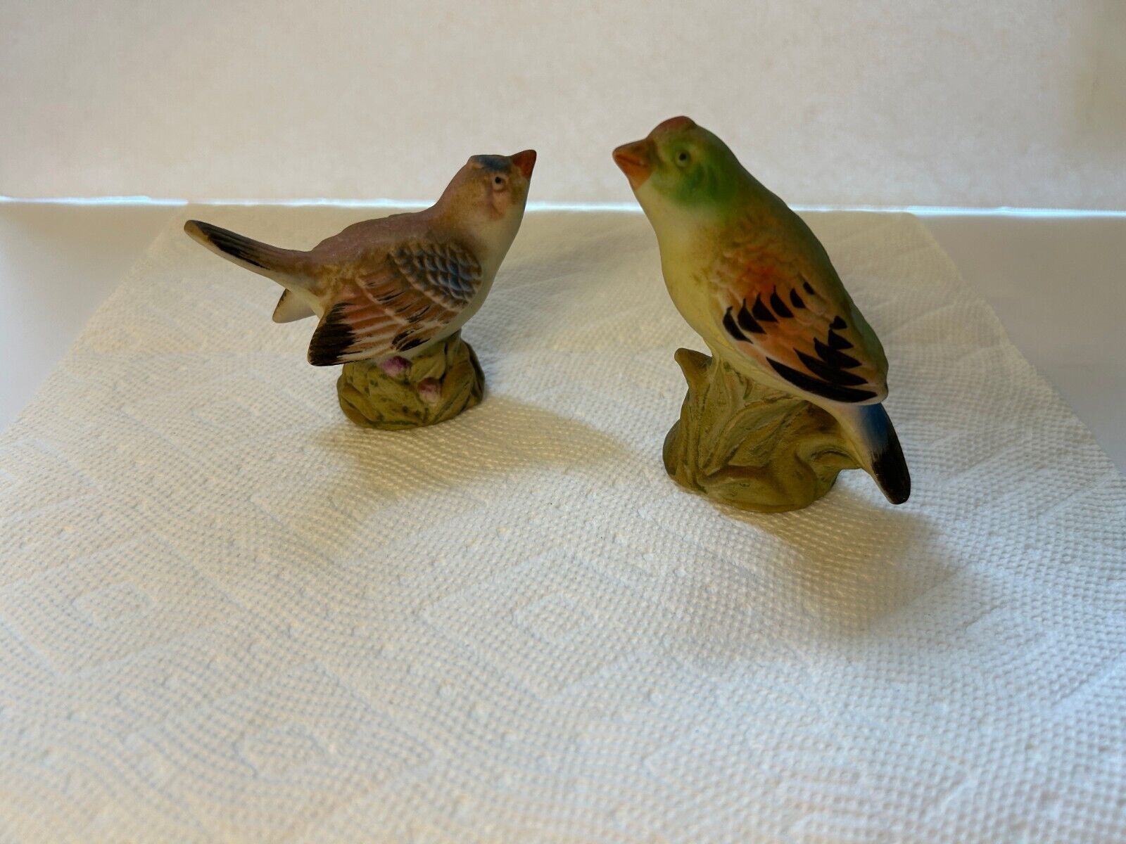 Songbirds Salt & Pepper Shakers Vtg Original Porcelain Made Japan Hand Painted