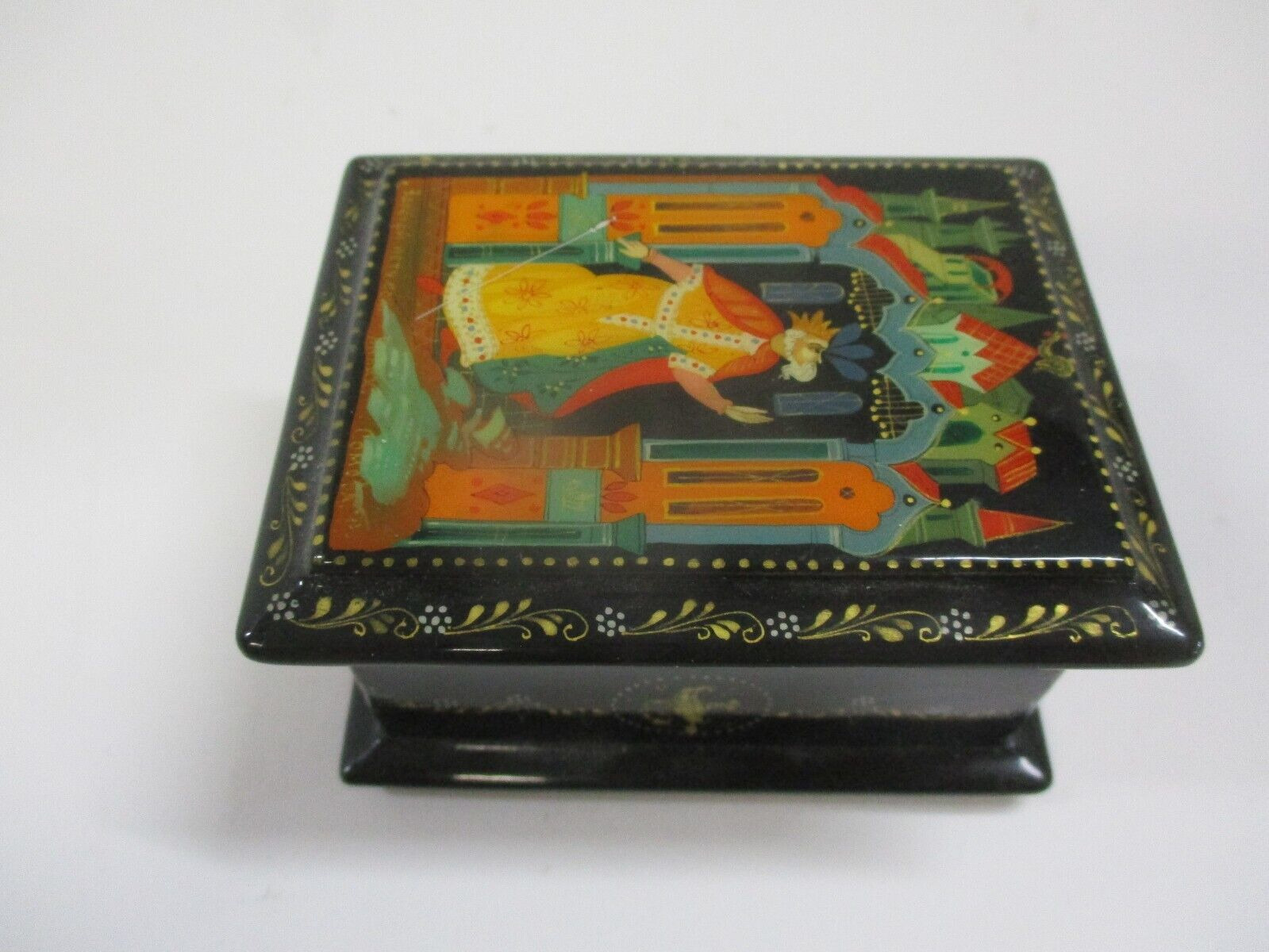 Small Vintage Russian Laquer Box