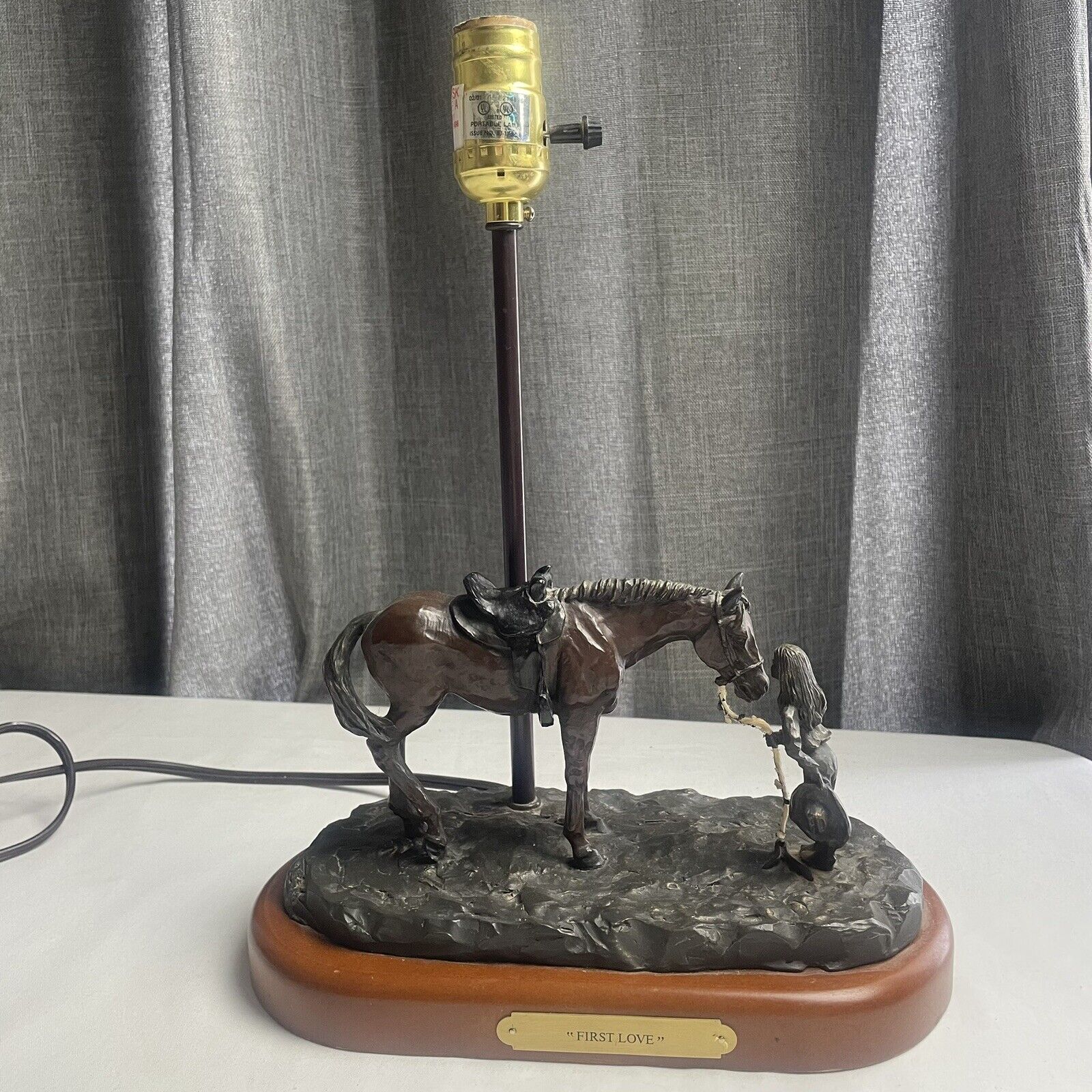 Montana Lifestyles by Montana Silversmiths First Love Lamp Country Western Horse