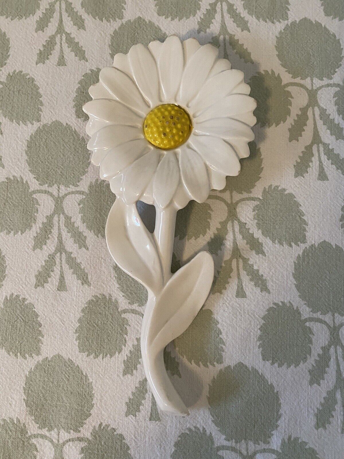 Vintage Anthony Freeman Pottery Ceramic Flower Daisy Wall Hanging #654