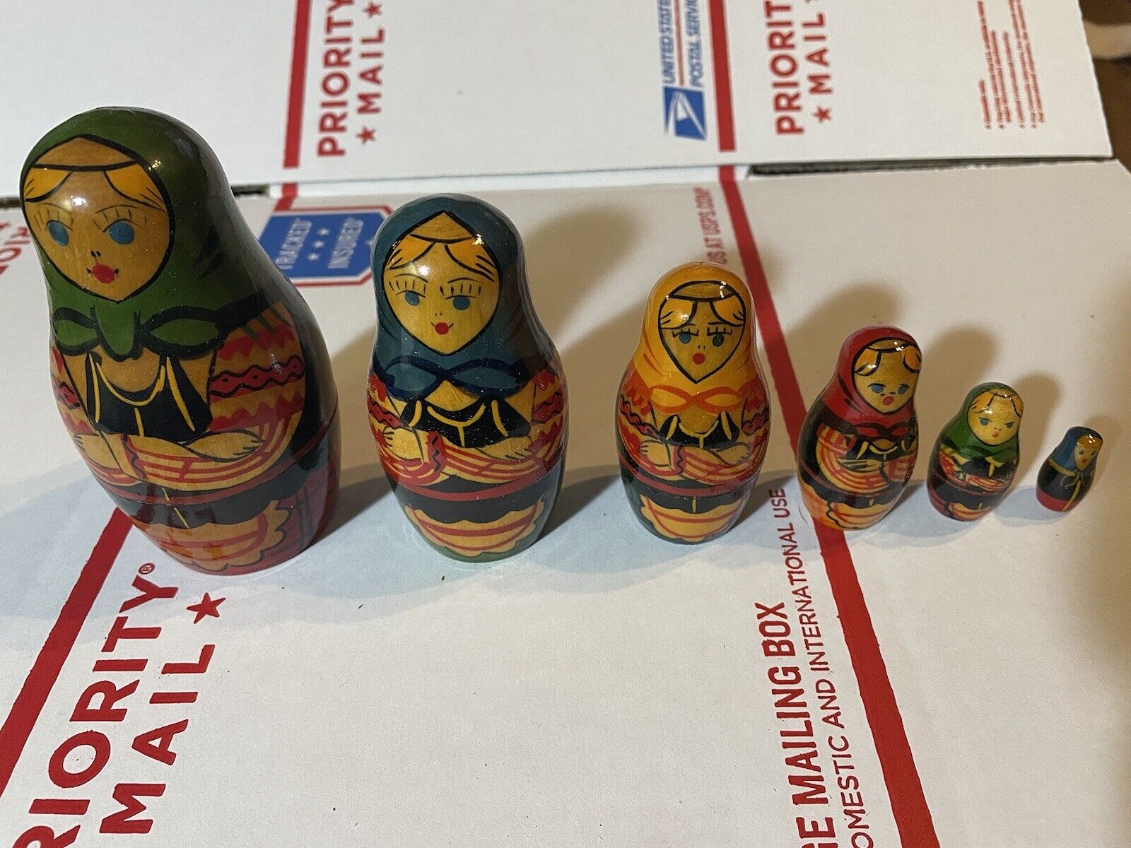 Vintage USSR Sticker 6 Russian Wooden Nesting/Stacking Dolls Matryoshka [C]