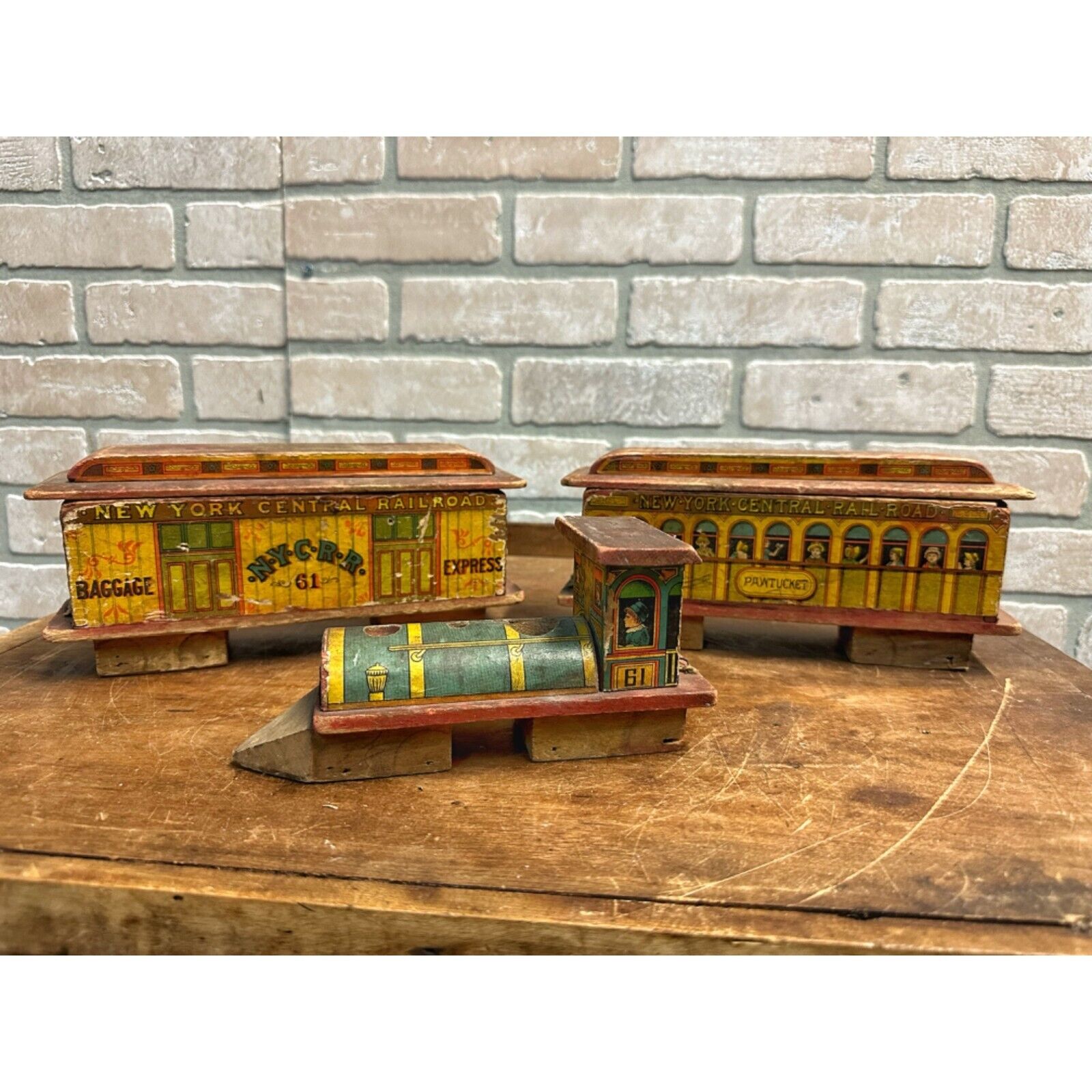 RARE Vintage Early 1900s New York Central Railroad Lithograph Wooden Toy Train +