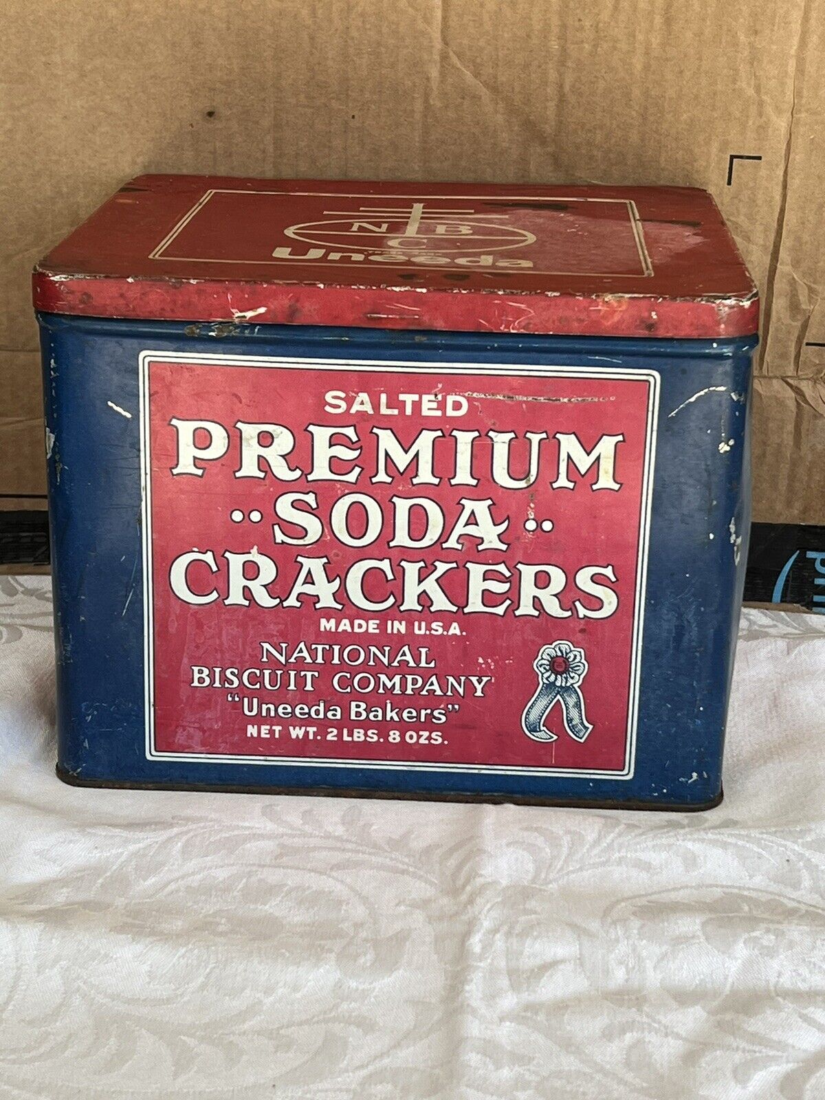 Antique UNEEDA Salted Premium ••Soda•• Crackers Tin