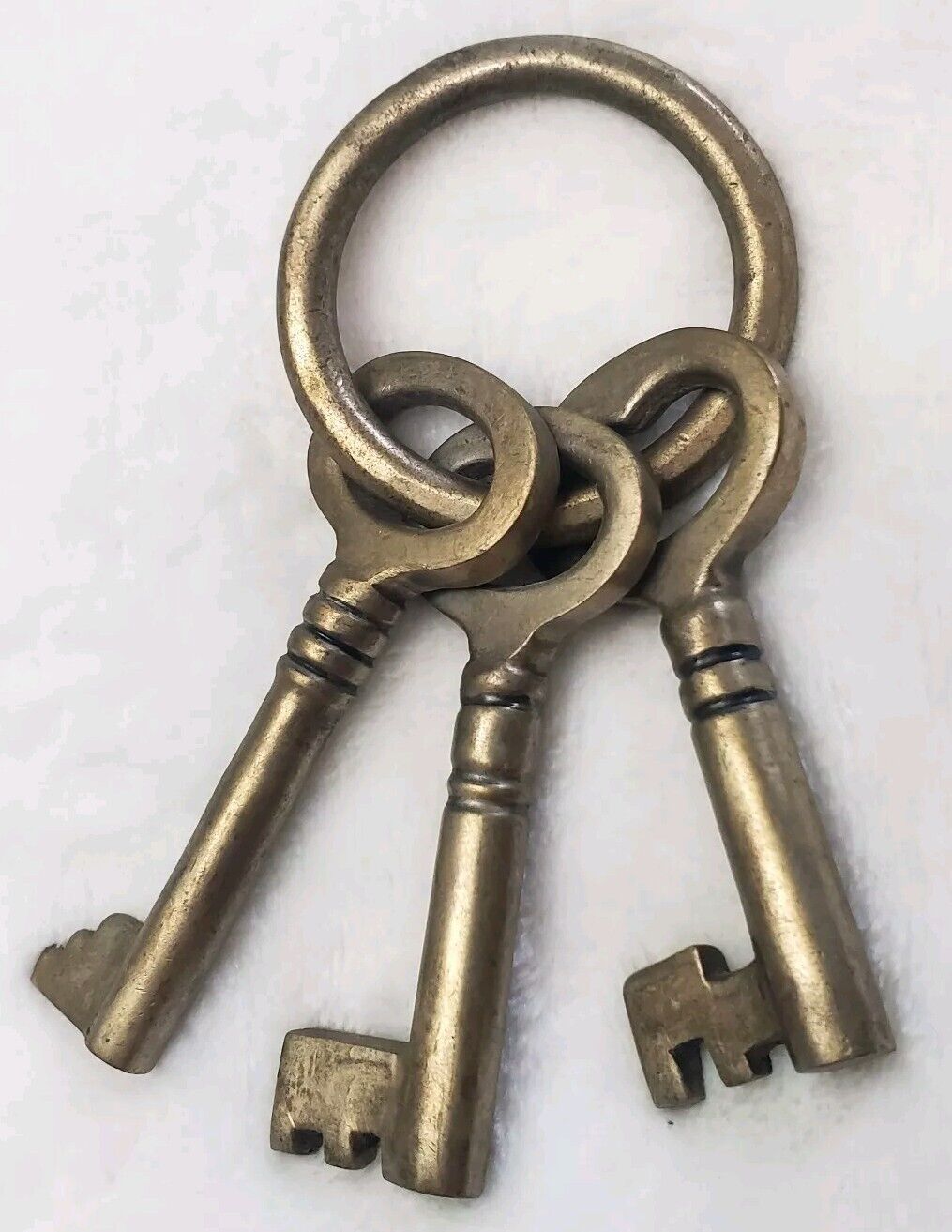 Vintage Mid Century Brass Skeleton Keys On Ring Set Of Three 