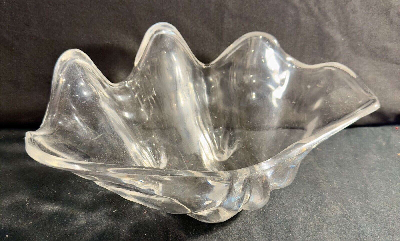 Clear Acrylic Plastic Clam Shell Shaped Footed Bowl