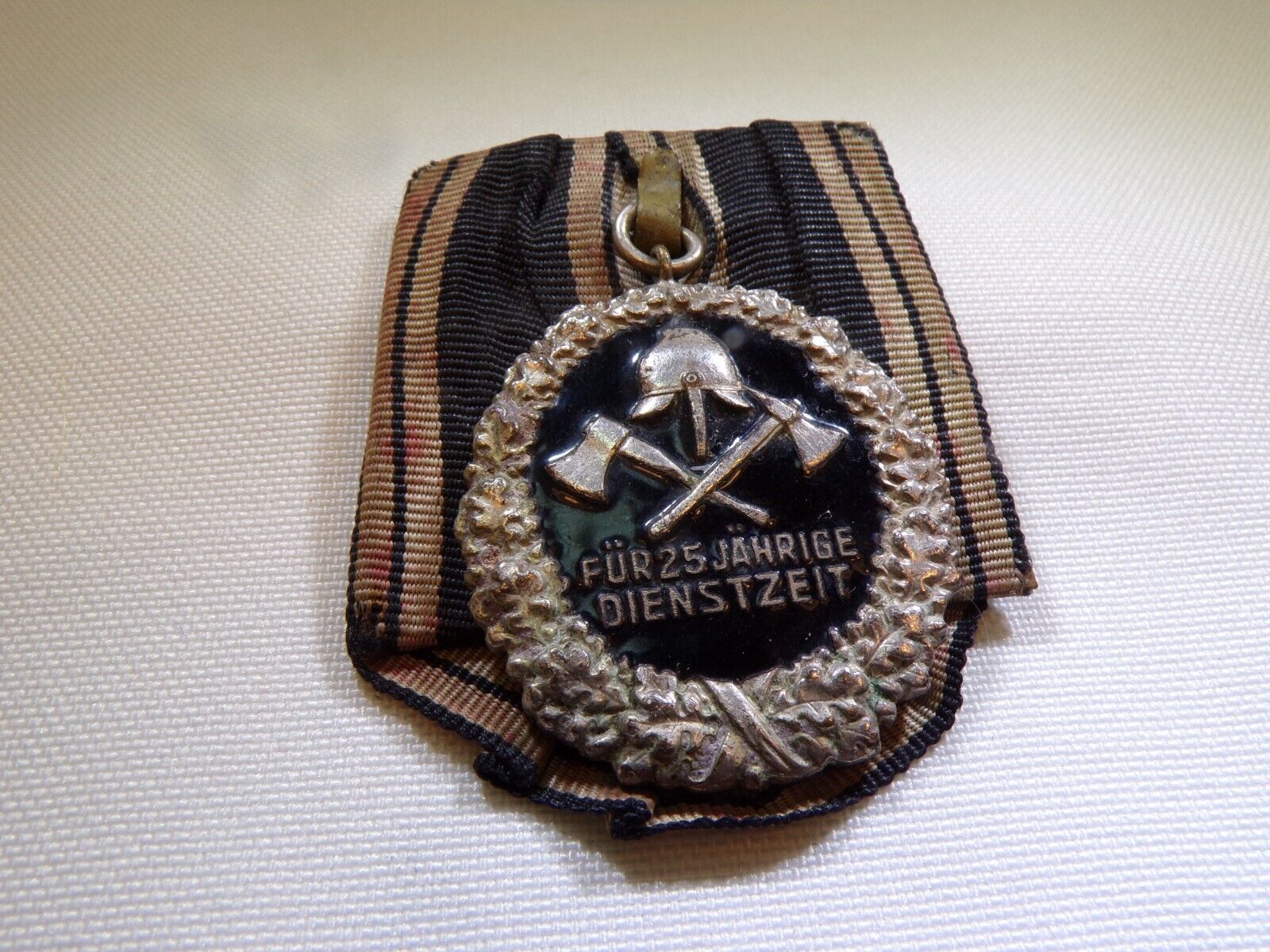 German post WW1 Prussian Weimar Republic Fire Service Merit Medal 25 Year (3783)