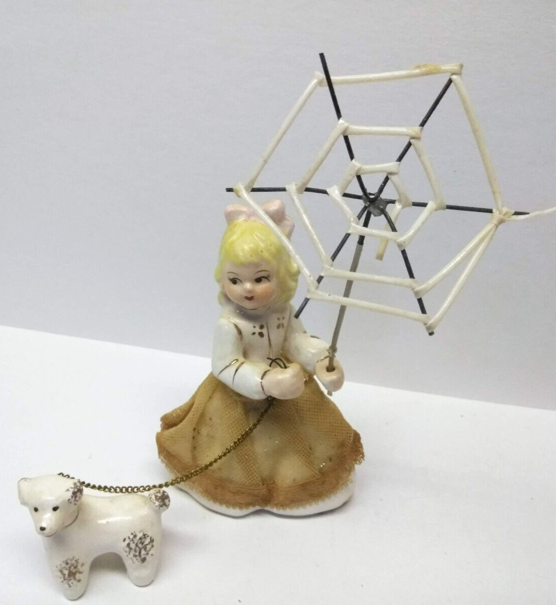 Vintage Walgreens Blonde Lady Figurine w/ Small Dog on Chain w/ Umbrella Frame