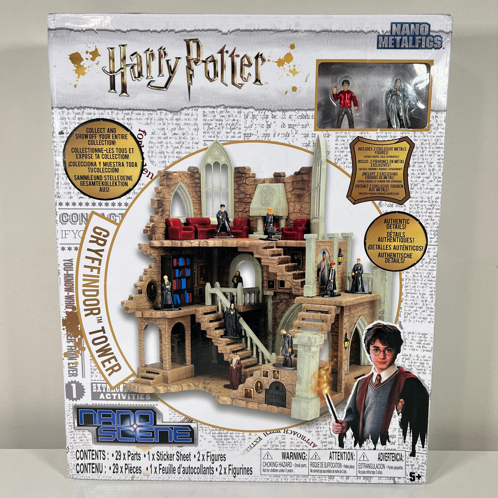 Harry Potter Nano Scene Gryffindor Tower with Nano MetalFigs from Jada Toys