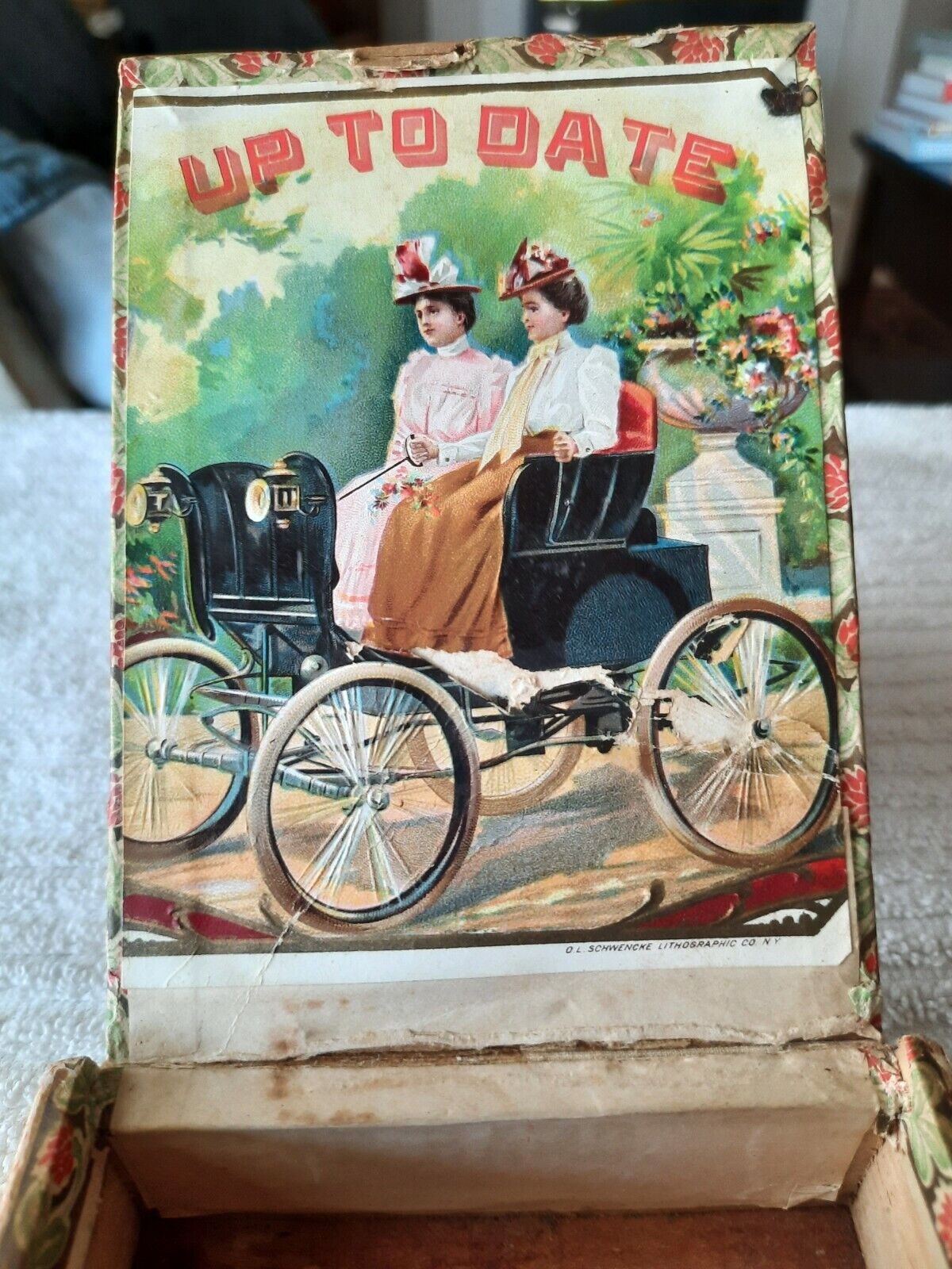 Early 1900s cigar box Stunning Graphics LADIES DRIVING EARLY AUTOMOBILE Terrific