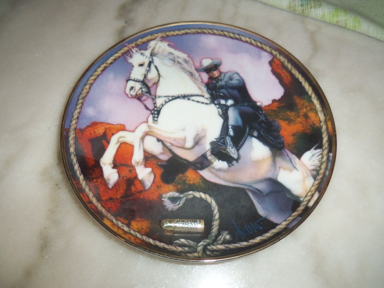 THE OFFICIAL LONE RANGER COLLECTOR PLATE WITH SILVER INDENT BULLET RARE LOOK