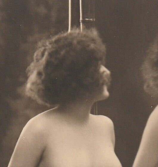 French Woman, Near Full Au Naturel / Reflection - Vintage Photo Postcard; Mandel