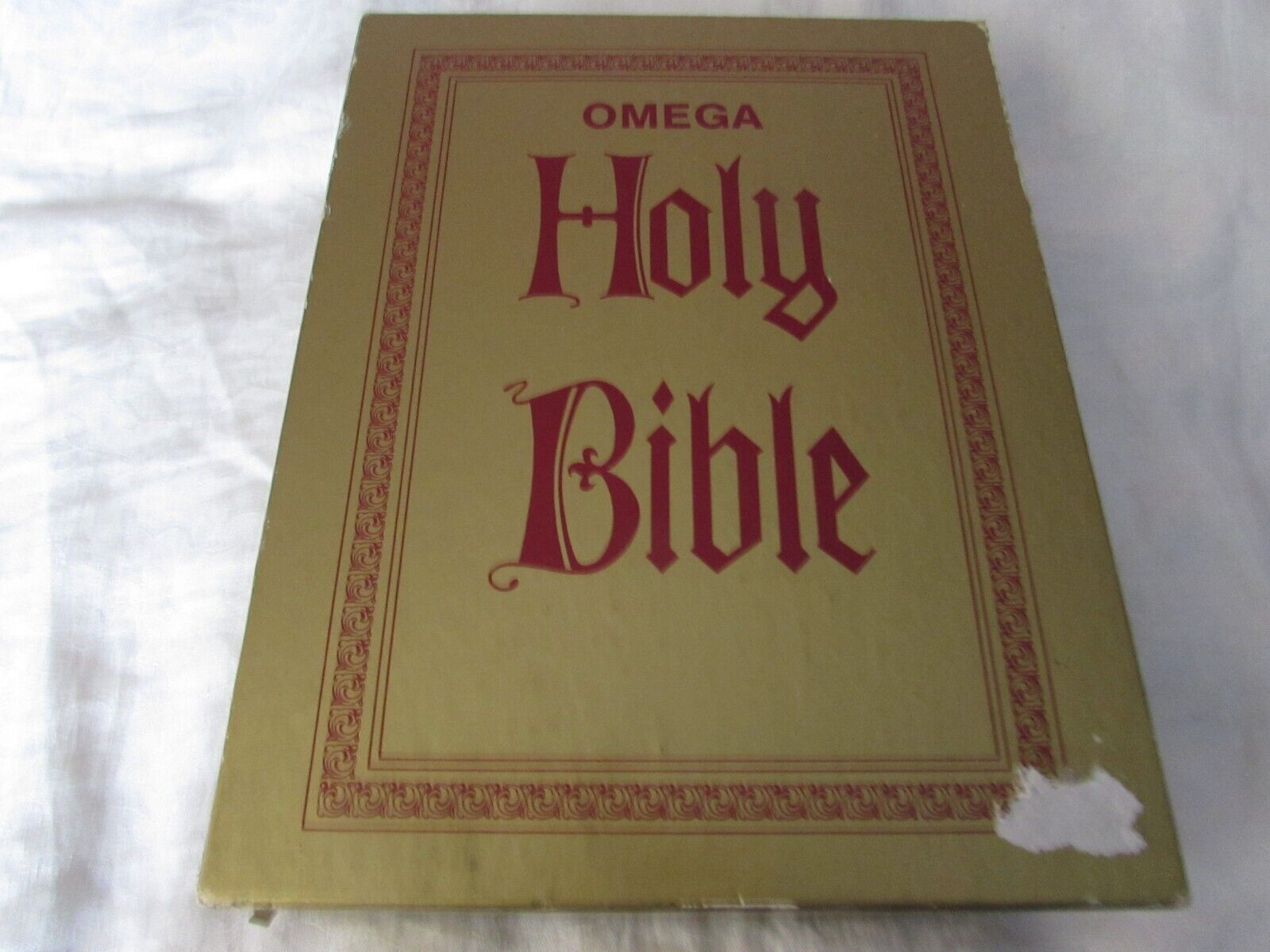 1969 vintage large Omega Family Reference BIBLE 744W religion Christianity box