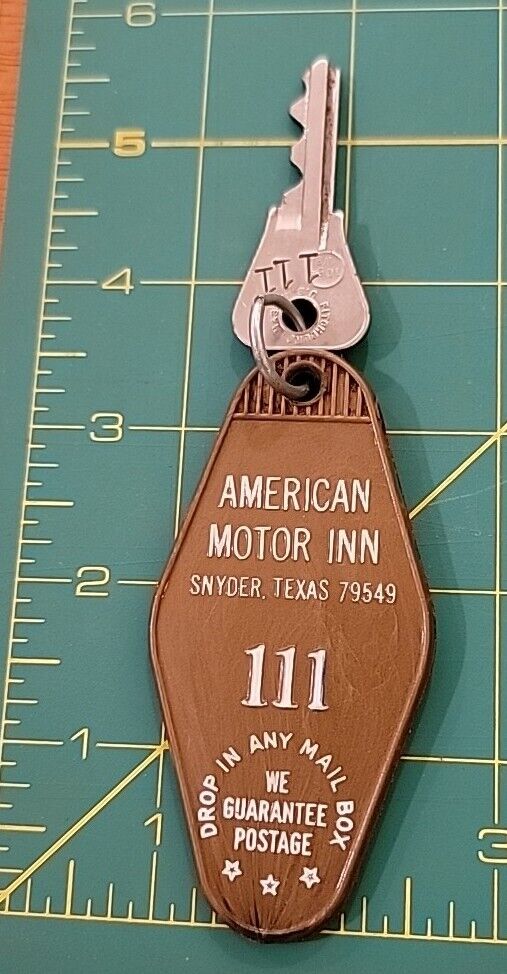 Vintage American Motor Inn Hotel Key Snyder, TX Rm 111