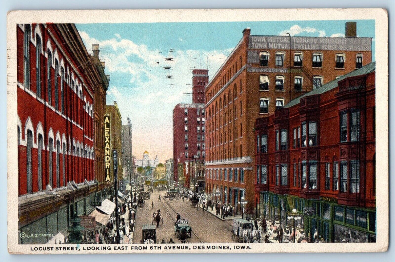 Des Moines Iowa IA Postcard Locust Street Looking East 6th Avenue c1921 Vintage