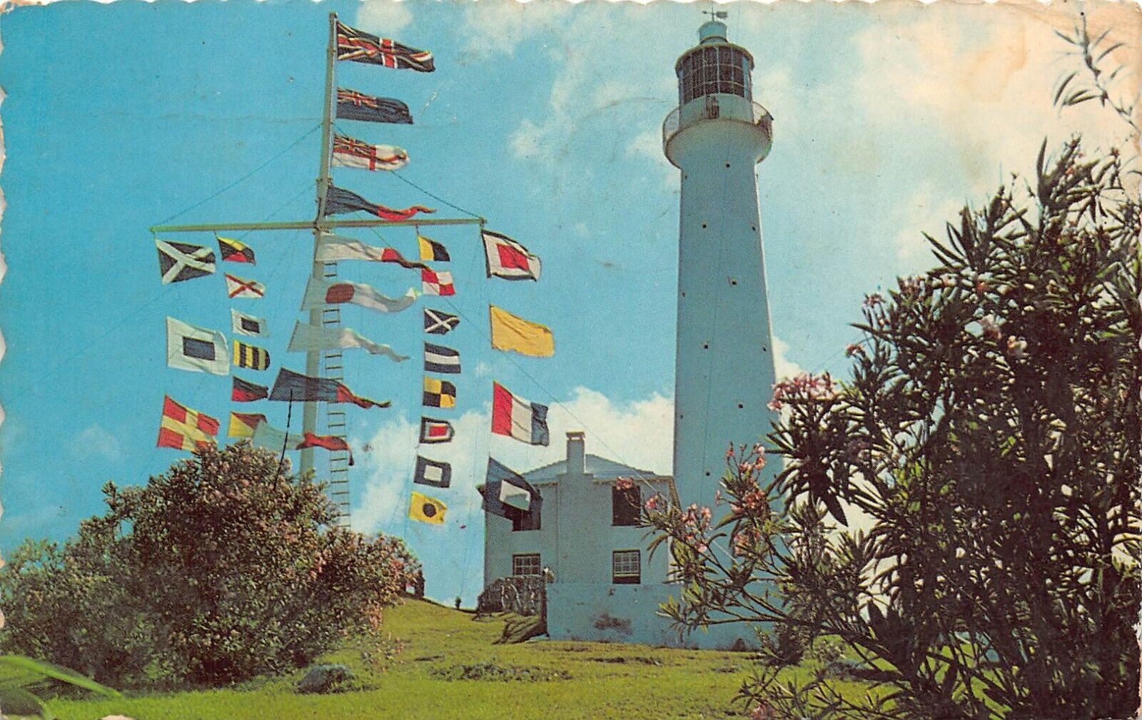 Vintage 1960s BERMUDA Postcard GIBBS HILL LIGHTHOUSE / Signal Station / Flags